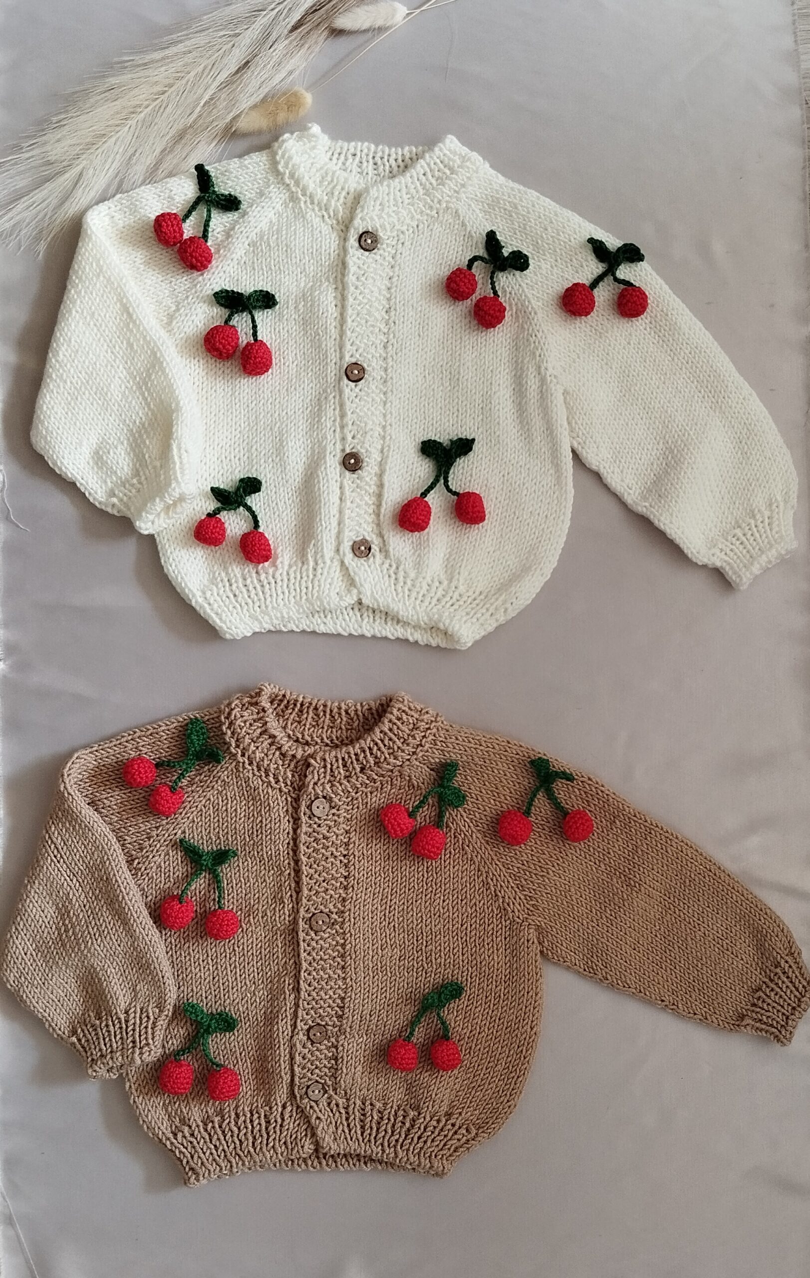 Megzti užsegami megztukai