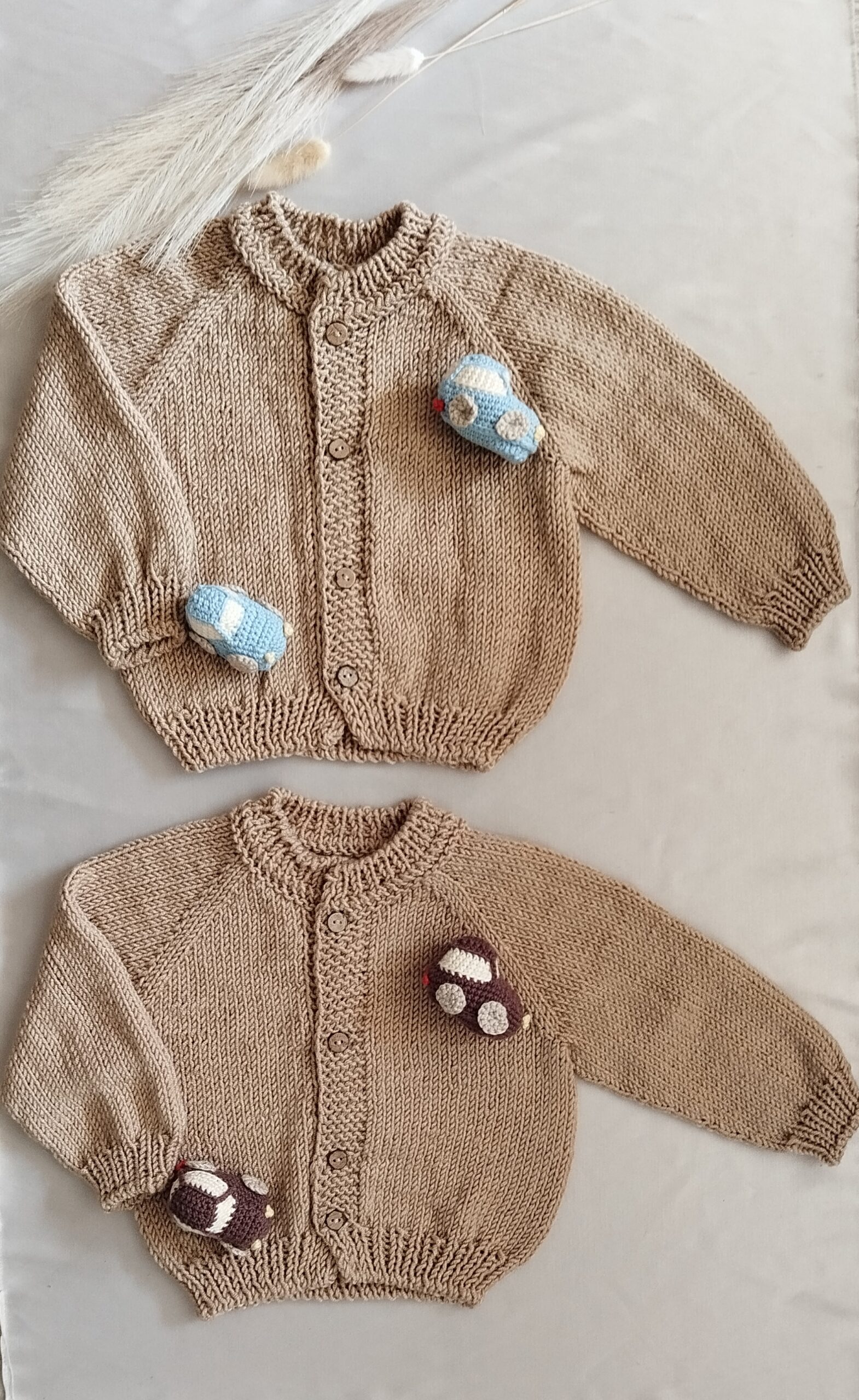 Megzti užsegami megztukai