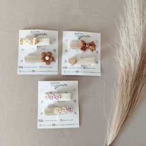 Rankų darbo plaukų segtukai mergaitėms.