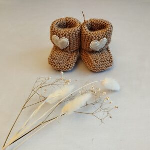 Rankų darbo tapukai kūdikiams