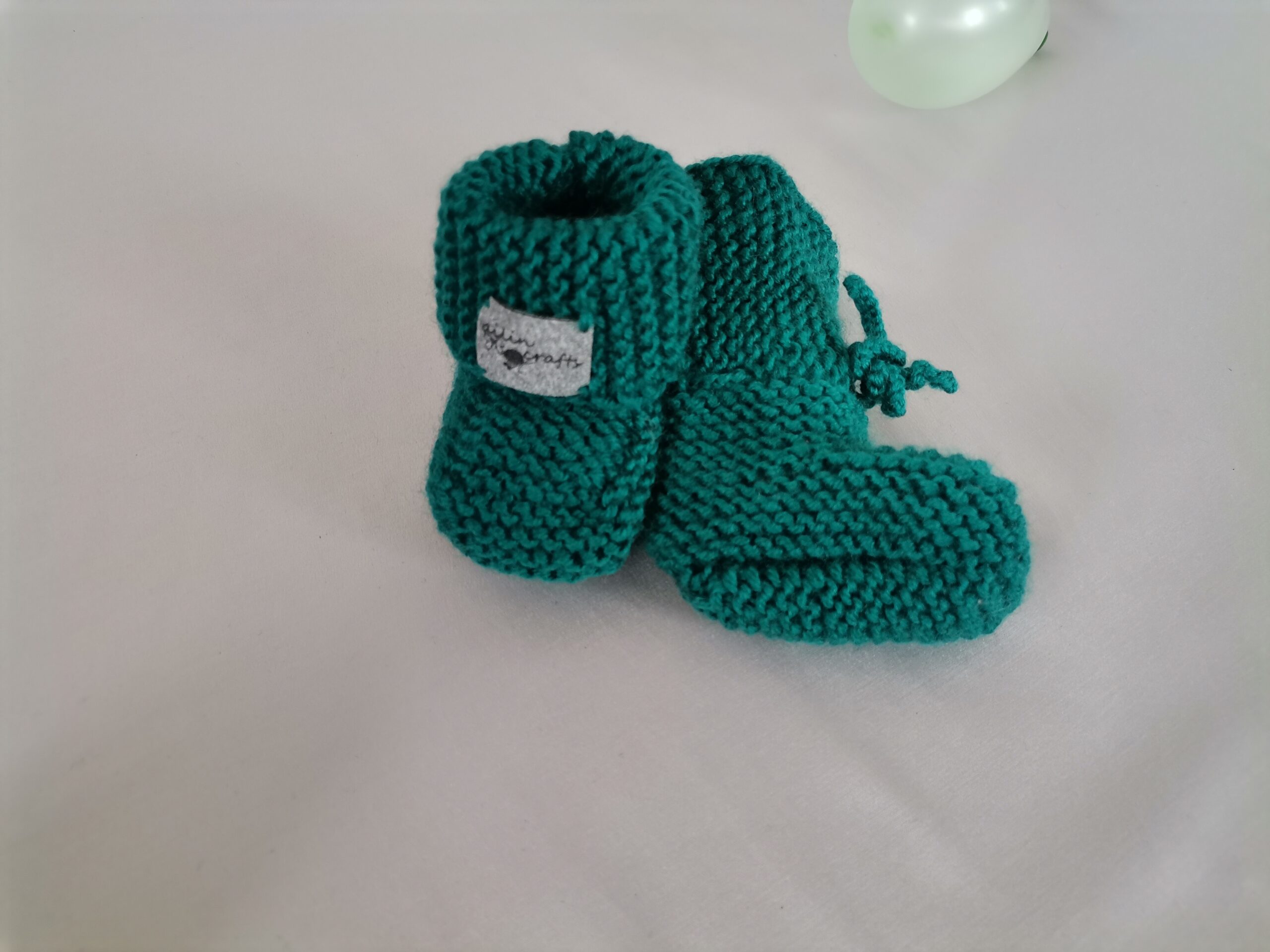 Tapukai Tamsiai žali