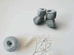 Žydri merino tapukai kūdikiams su širdelėmis